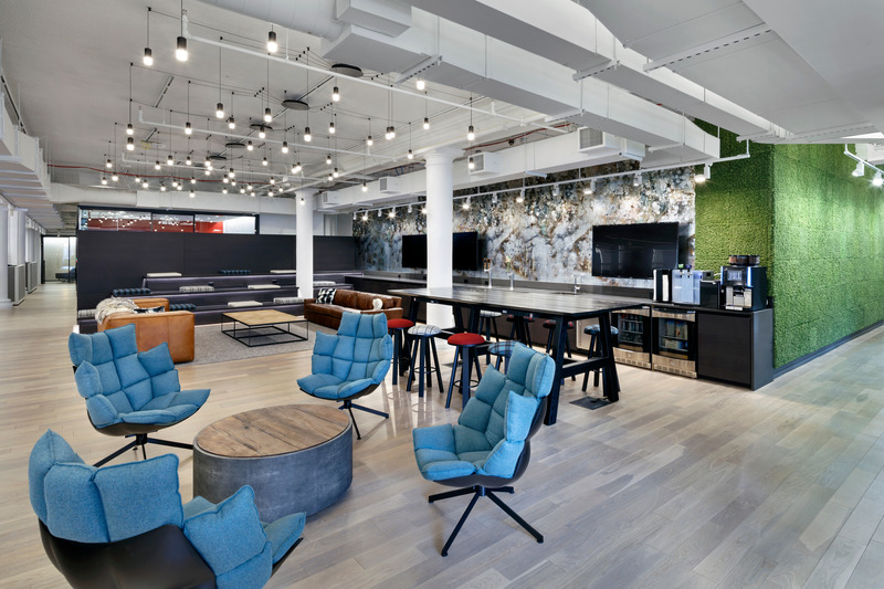 Cosmology by Robert Sangster

Nielsen offices designed by The Switzer Group

Photo credit:
Colin Miller Photography