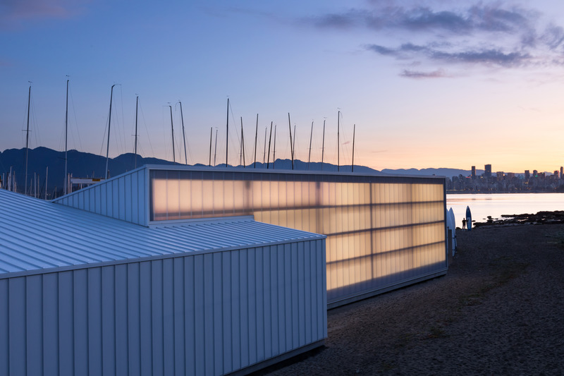 The Dock Building – Exterior Dusk View
Photo credit: Ema Peter