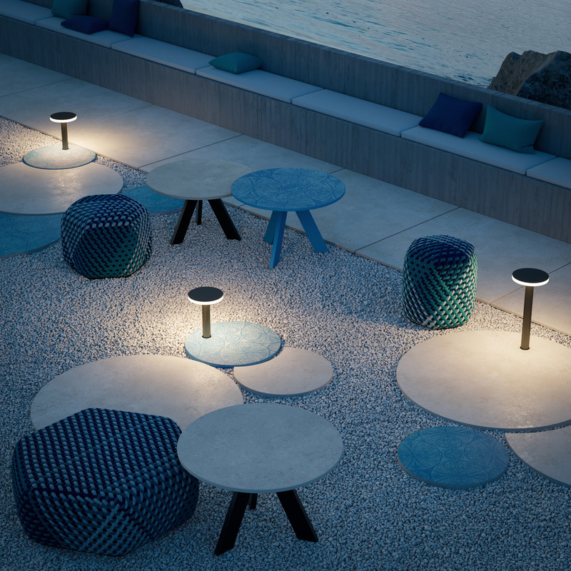 Modular system consisting of Pas Japonais elements, table and lamp, Doily decor
Photo credit: courtesy Terzadimensione