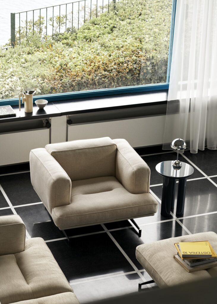 Initially released as a two and three-seater sofa, the Inland series now includes an elegant lounge chair and versatile pouf, both reflecting the original design with inviting curves and a steel-footed base that creates a floating illusion.

