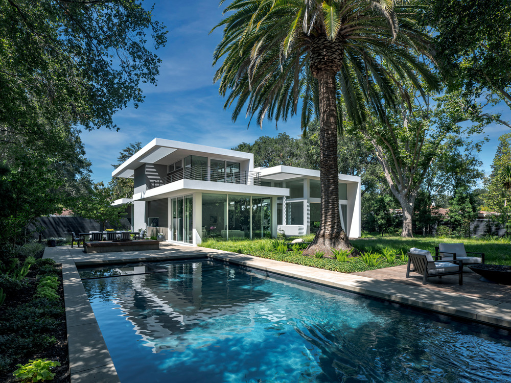 Owyang House: The project team for this 6,000 SF residence included Swatt Miers Architects, Denis Matson (Contractor), Thuilot Associates (Landscape), Provest Structural Engineering and Kim Cladas (Lighting Designer).
