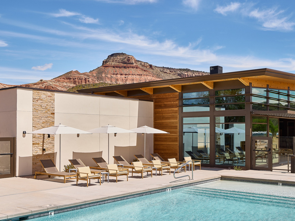 AutoCamp Zion: Other amenities at the Clubhouse include the heated outdoor pool and lounge areas designed by Narrative Design Studio.
Photo credit: Matt Kisiday