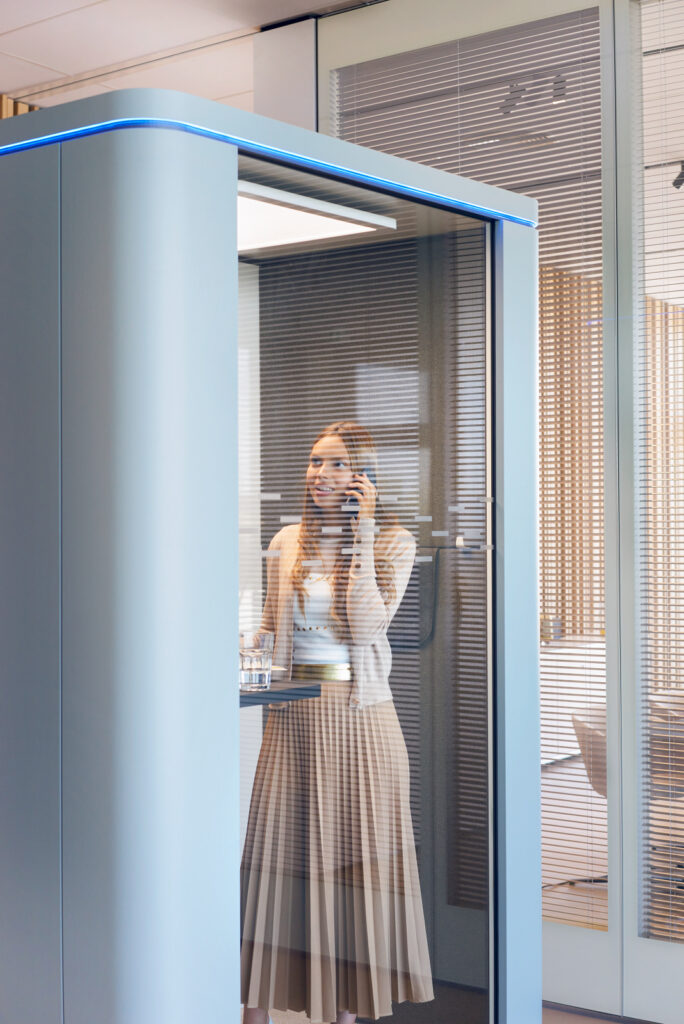 With its adaptability and chic design choices, Sedus office cubes emerge as a perfect fit for enhancing any open office landscape.