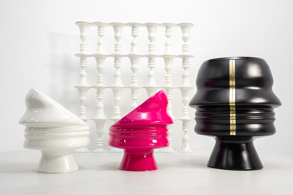 Ego Chair by Karim Rashid. Photo Courtesy of Scarlet Splendor.