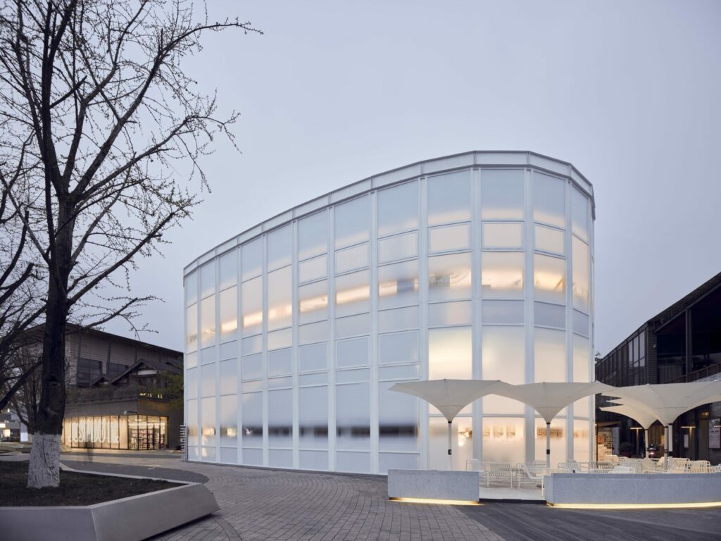 Courtesy of Li Yuejiu