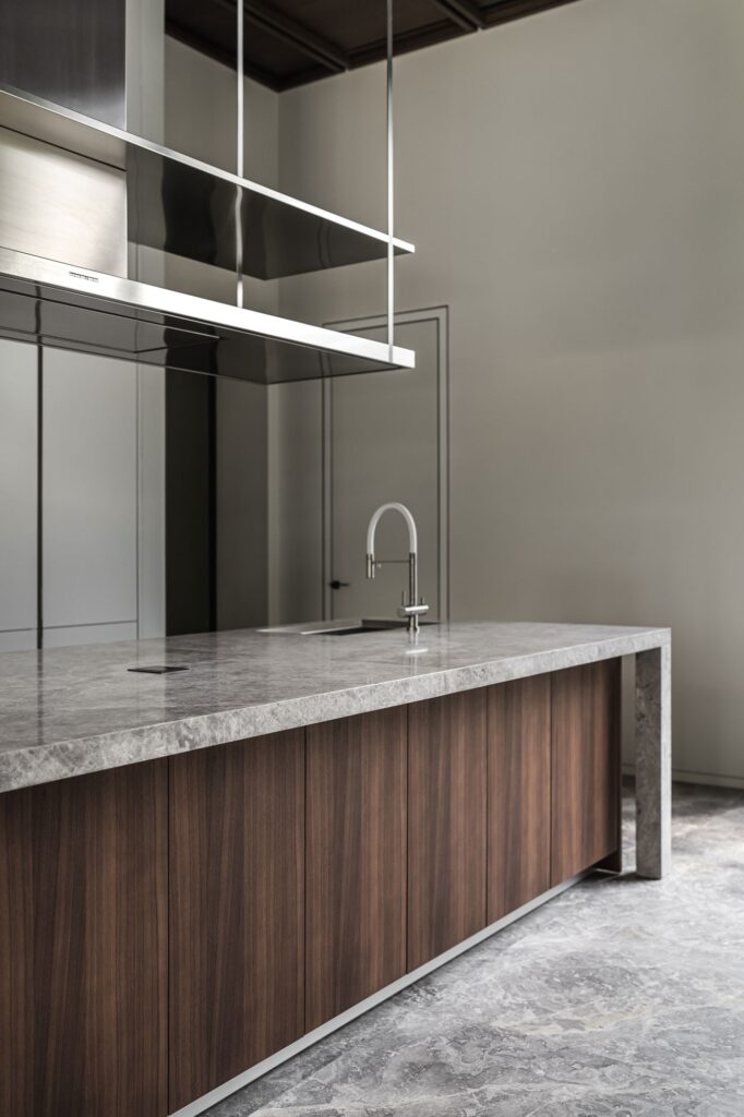 Photo credit: Andrii Shurpenkov