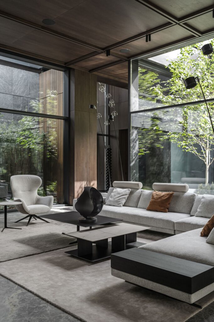 Photo credit: Andrii Shurpenkov