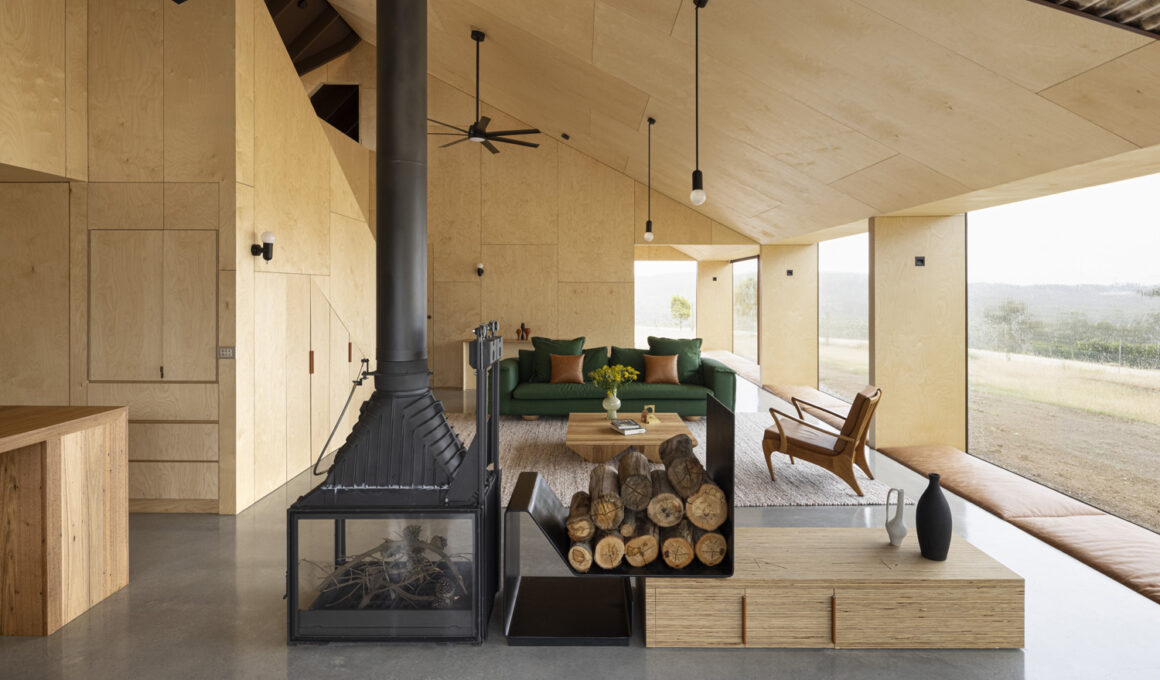 Tasmania's Modern Farmhouse With a Twist