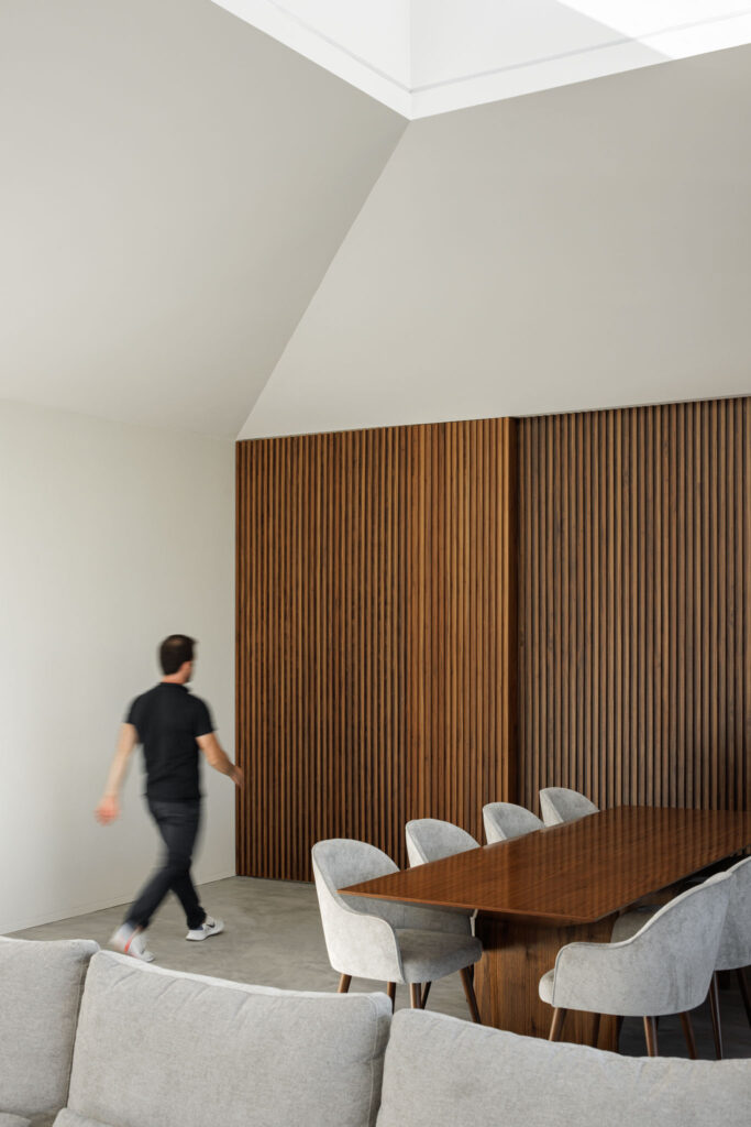 Casa Ponte by Ivo Tavares Studio.