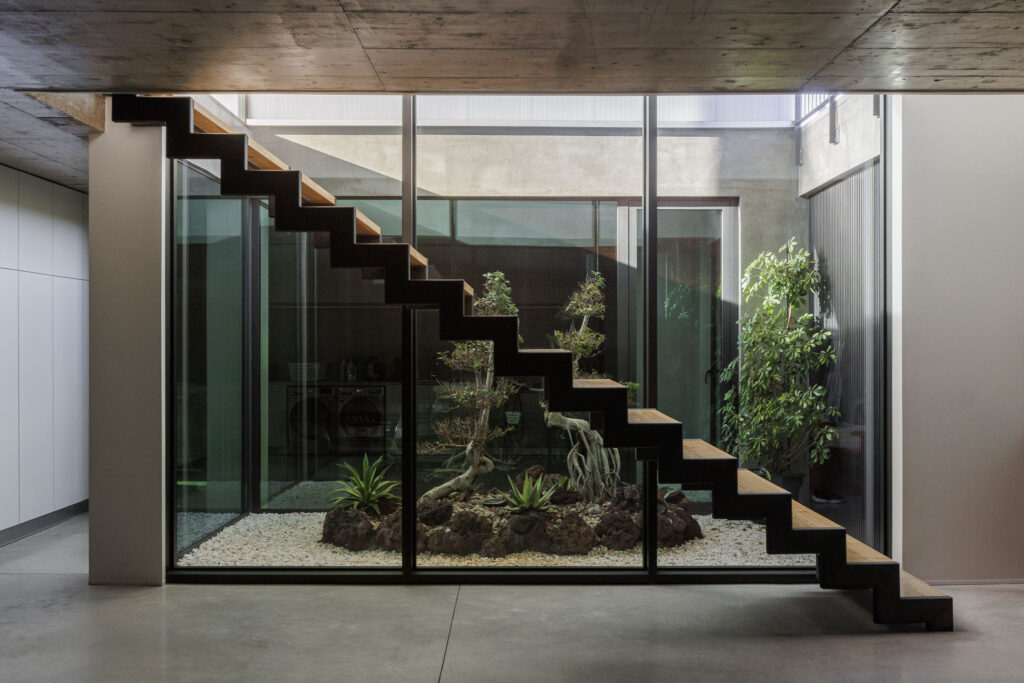 Casa Ponte by Ivo Tavares Studio.