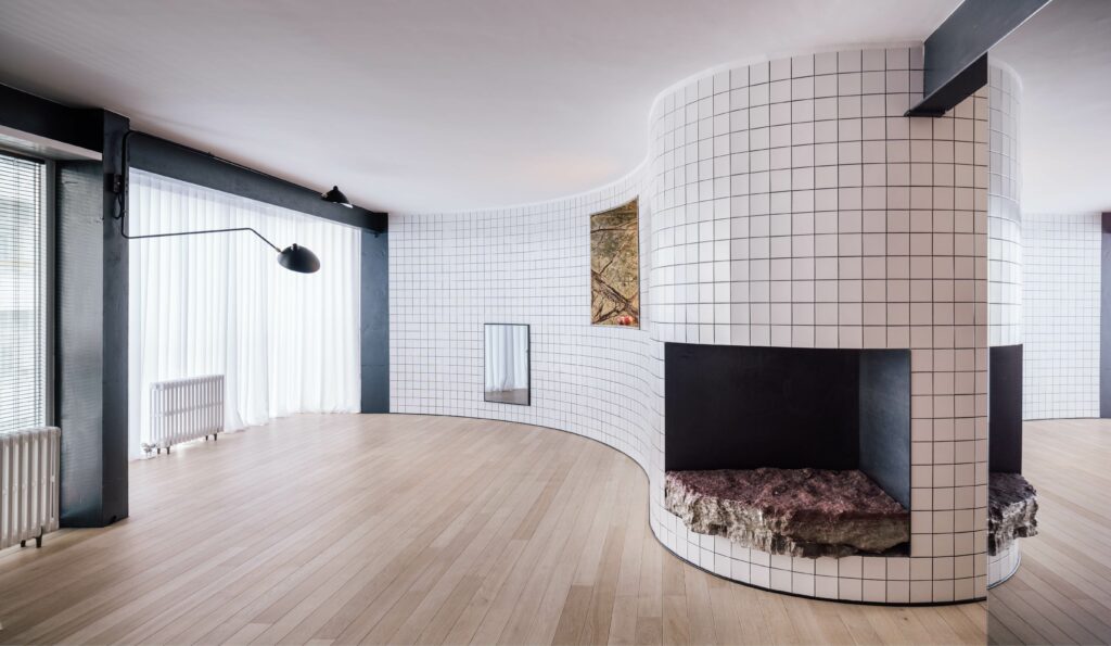 Interior Design Triumph: "Isabel la Católica House" by Agustín Gor Gomez (Imagen Subliminal)