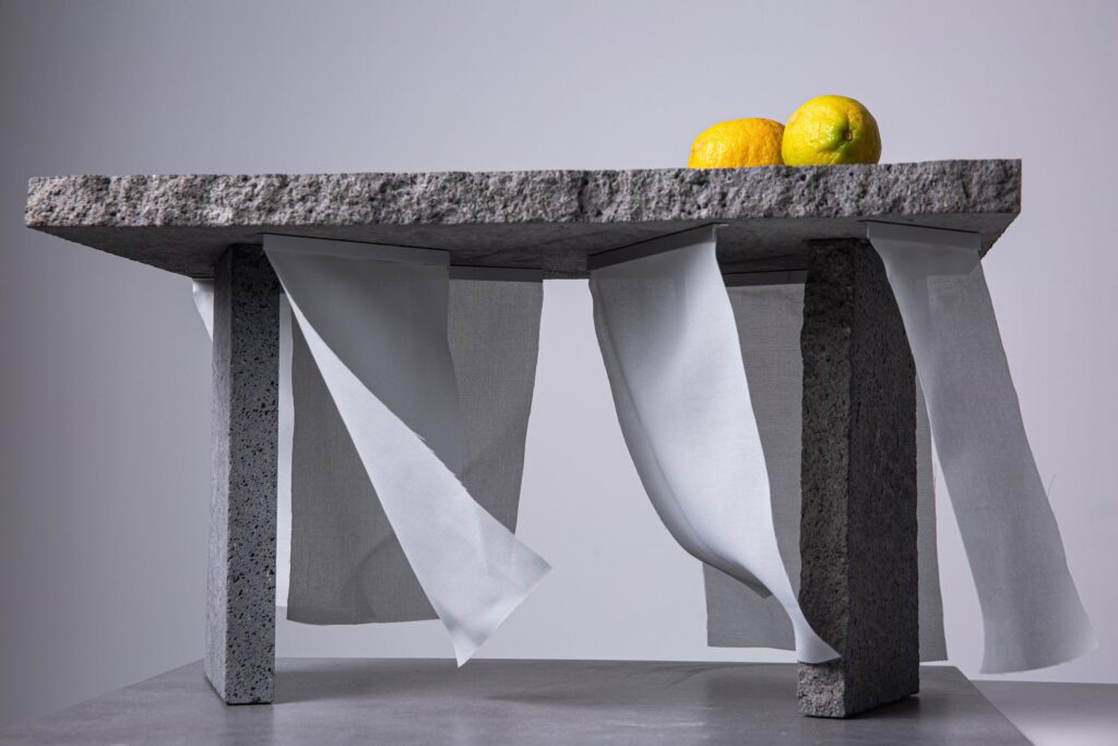 Sensory Explorations: Jan Martinov's Visionary Bachelor's Thesis Unveils the Future of Multisensory Design