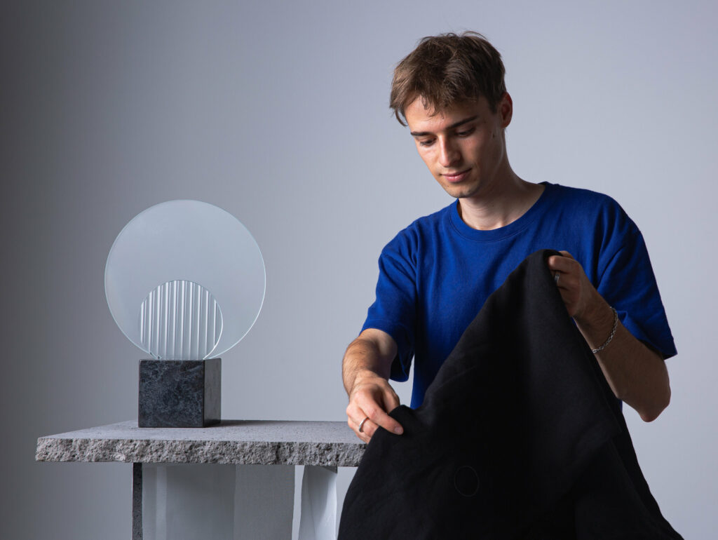 Sensory Explorations: Jan Martinov's Visionary Bachelor's Thesis Unveils the Future of Multisensory Design