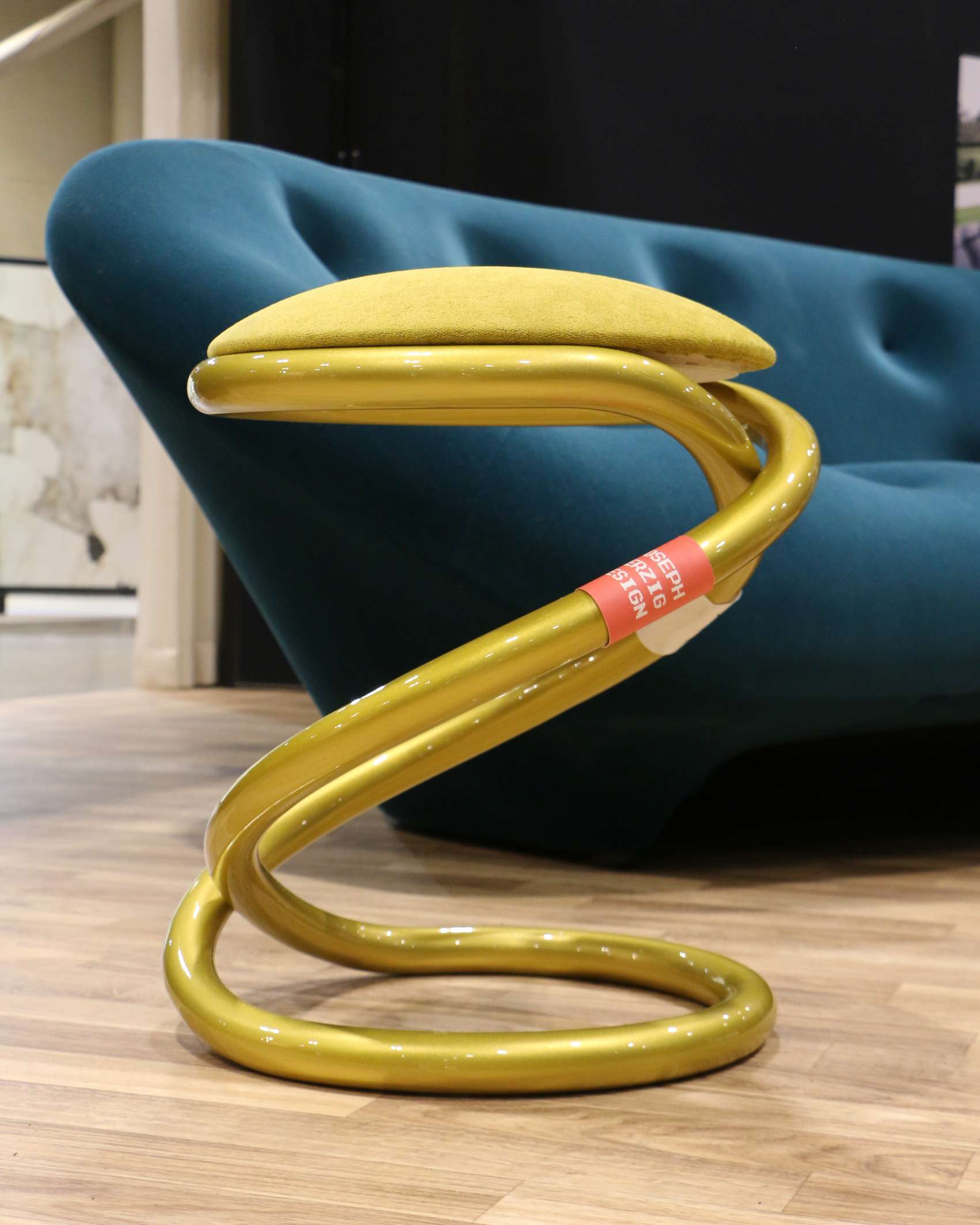 Cobra Stool Bending the Rules of Seating Elegance