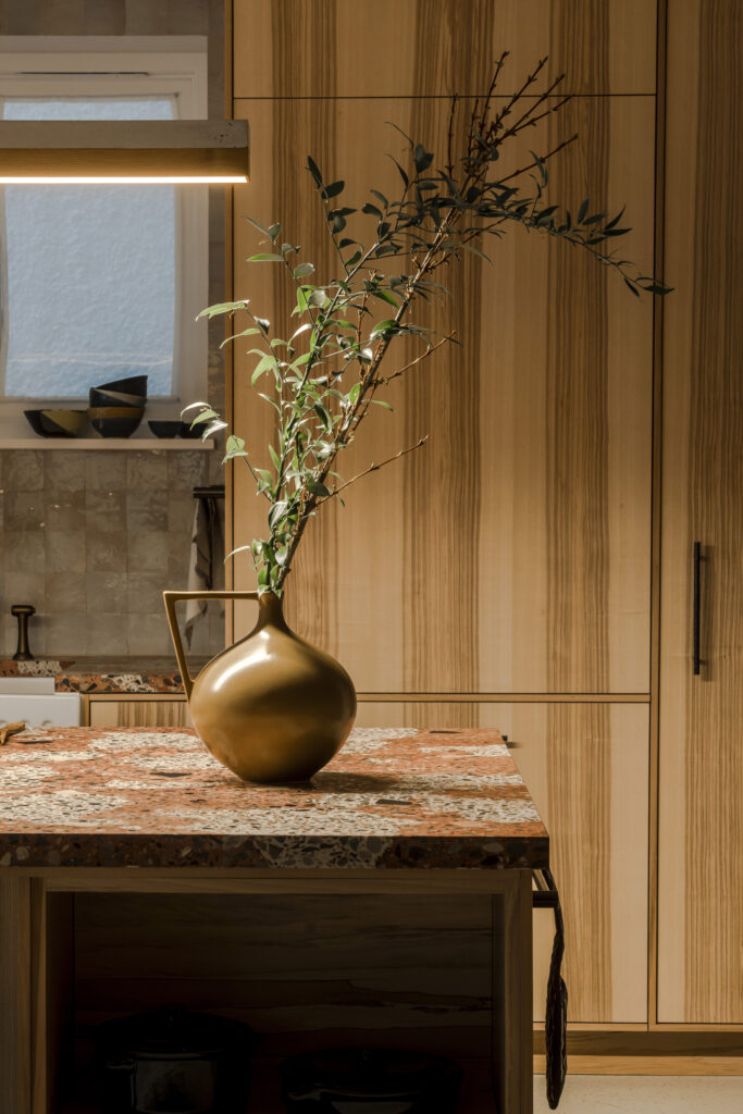 Tile House by Palladian. Photography: Tarry & Perry Photography