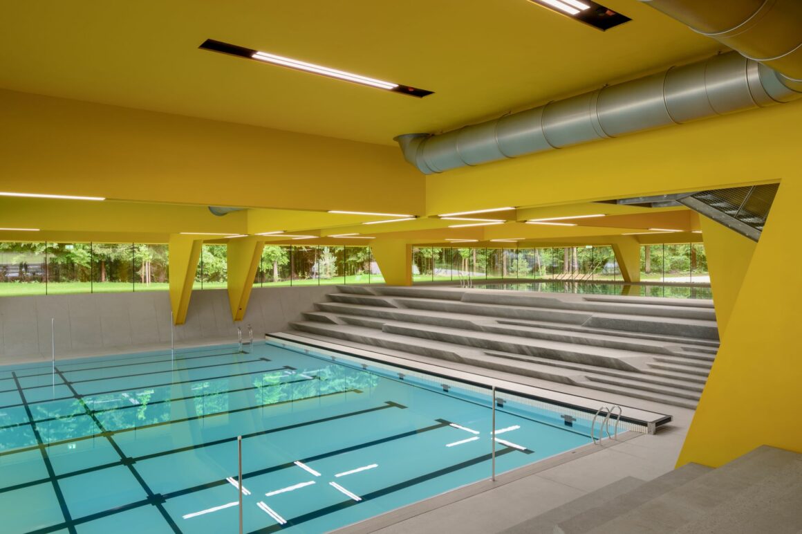 To Swim Surrounded by Forests: The Open Concept of Interior Pools - D5 ...