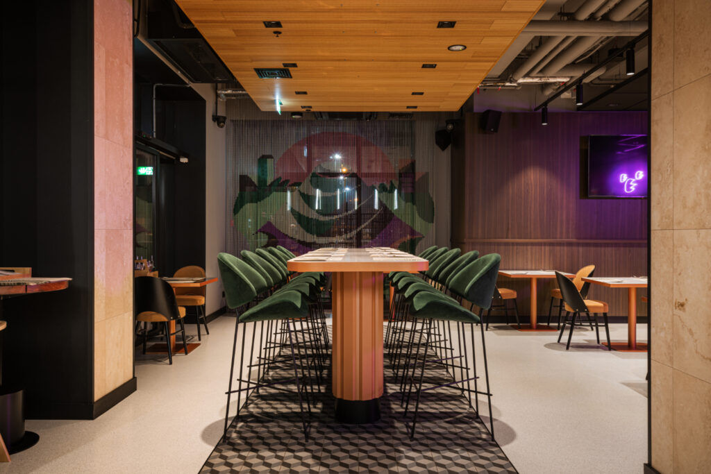 Jungle Retreat in the Heart of the City - Hyatt Place Krakow MIXD