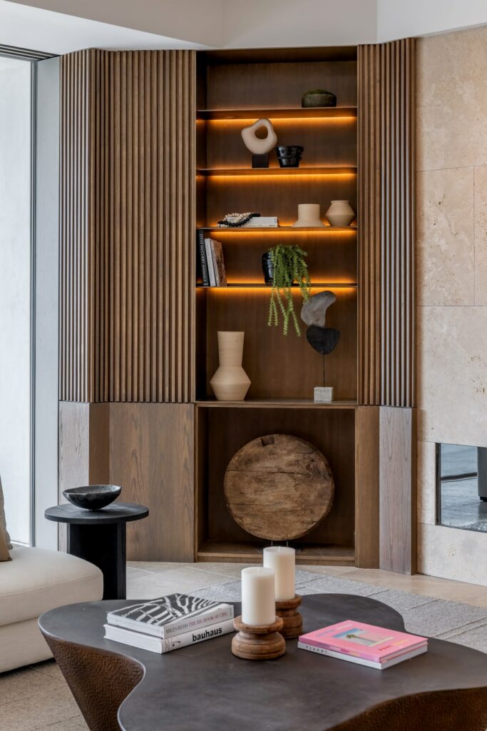 1055 Stradella, Where California Dreamscape Meets Exquisite Design