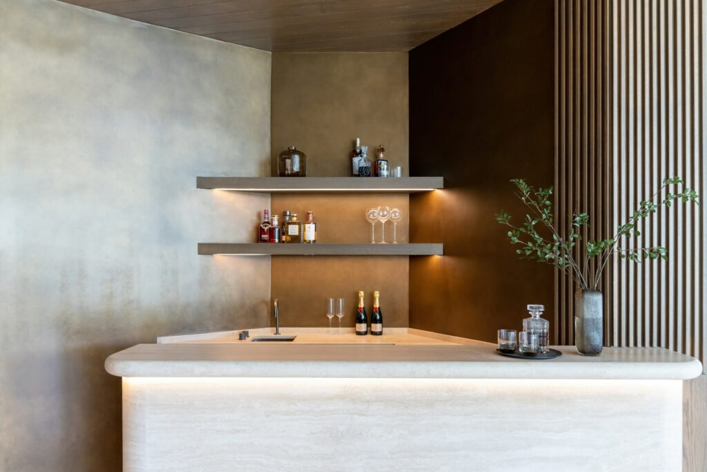 1055 Stradella, Where California Dreamscape Meets Exquisite Design