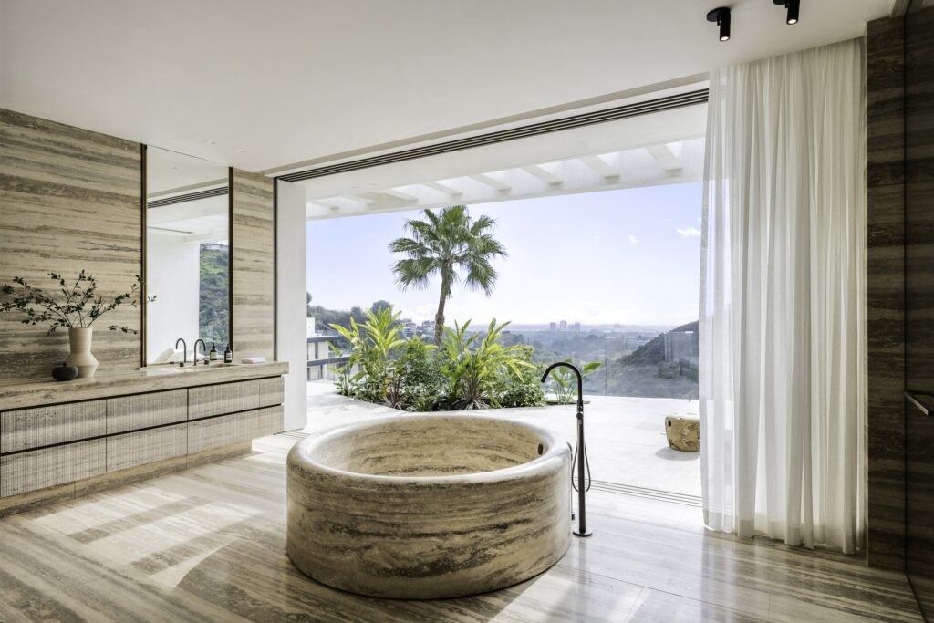 1055 Stradella, Where California Dreamscape Meets Exquisite Design