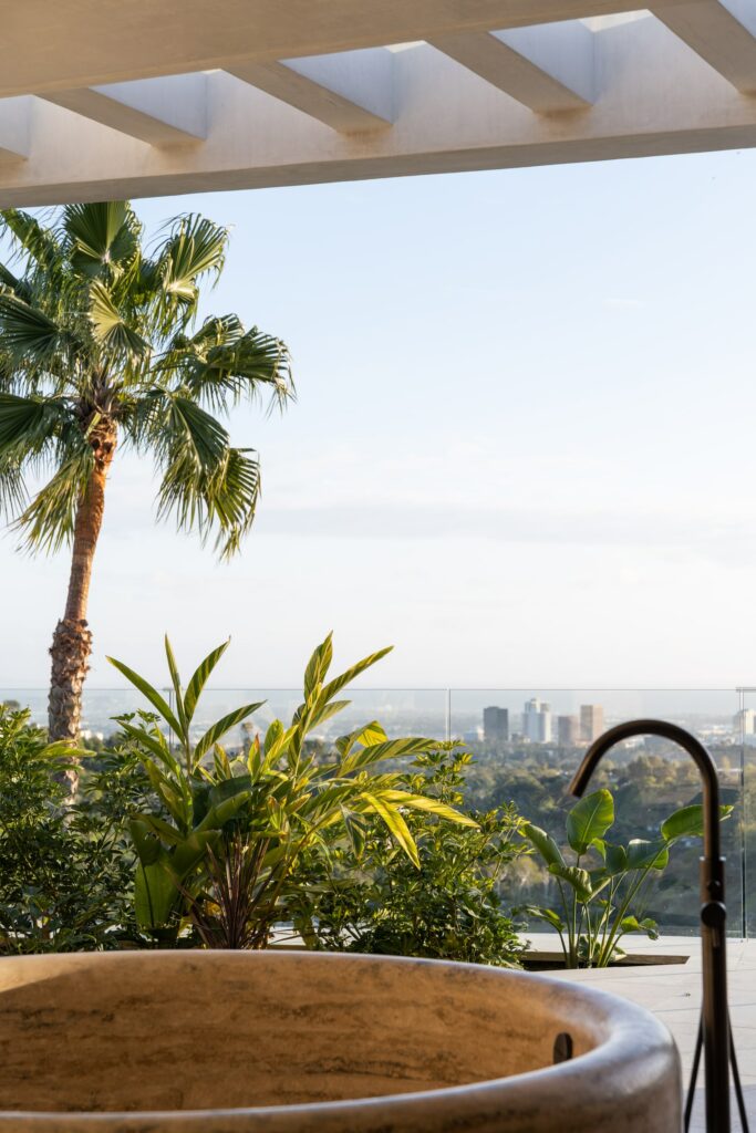 1055 Stradella, Where California Dreamscape Meets Exquisite Design