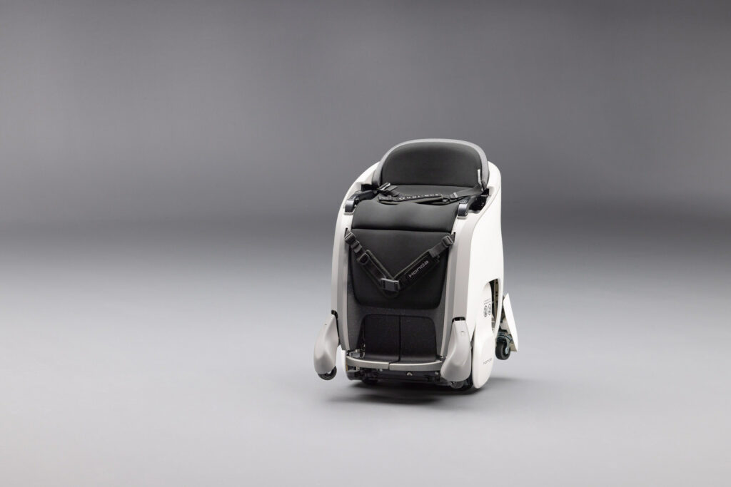 Honda Combines Personal Mobility and VR in World's First Extended Reality Mobility Experience
