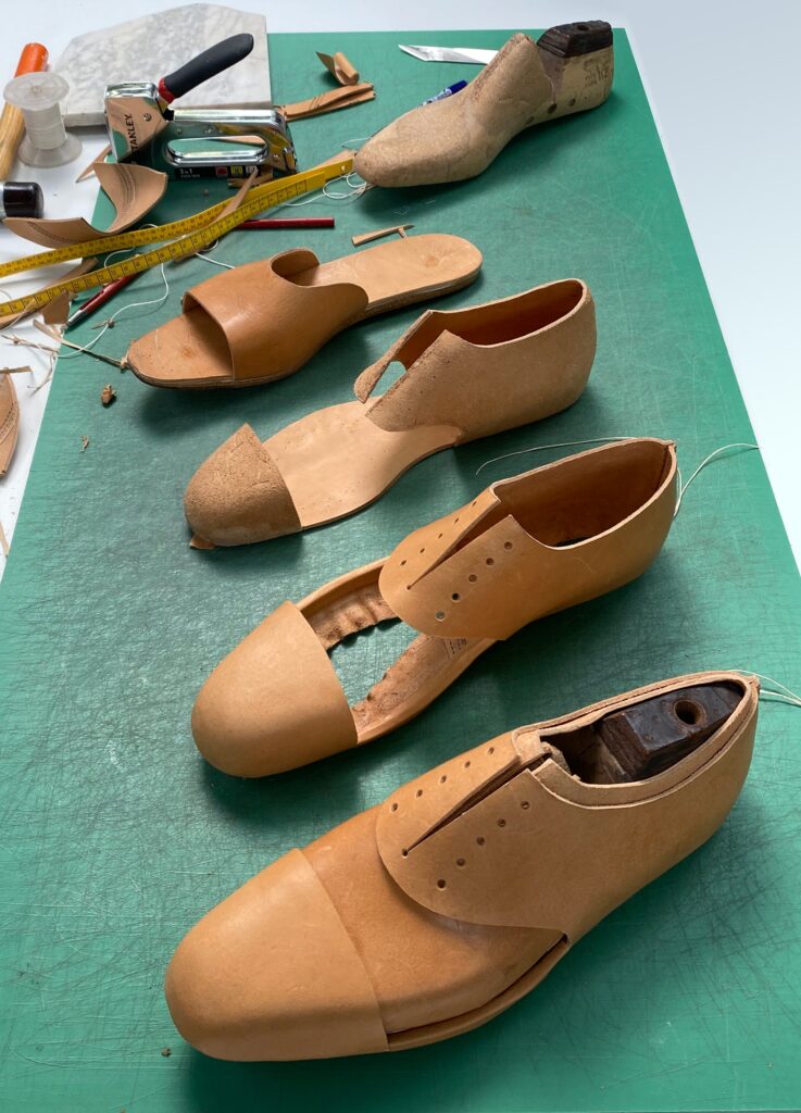 One shoe (fits all). Design Team: Wout Speyers Supported By Mentor René Van Den Berg.