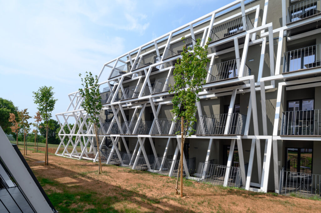 Photo credit: Miran Kambič