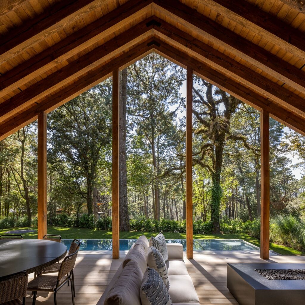 Casa Cuatro Soles Wins with Eco-Conscious Design