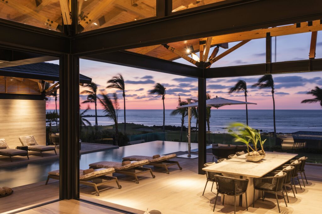 a functional, warm and aesthetically dynamic dream space has been created