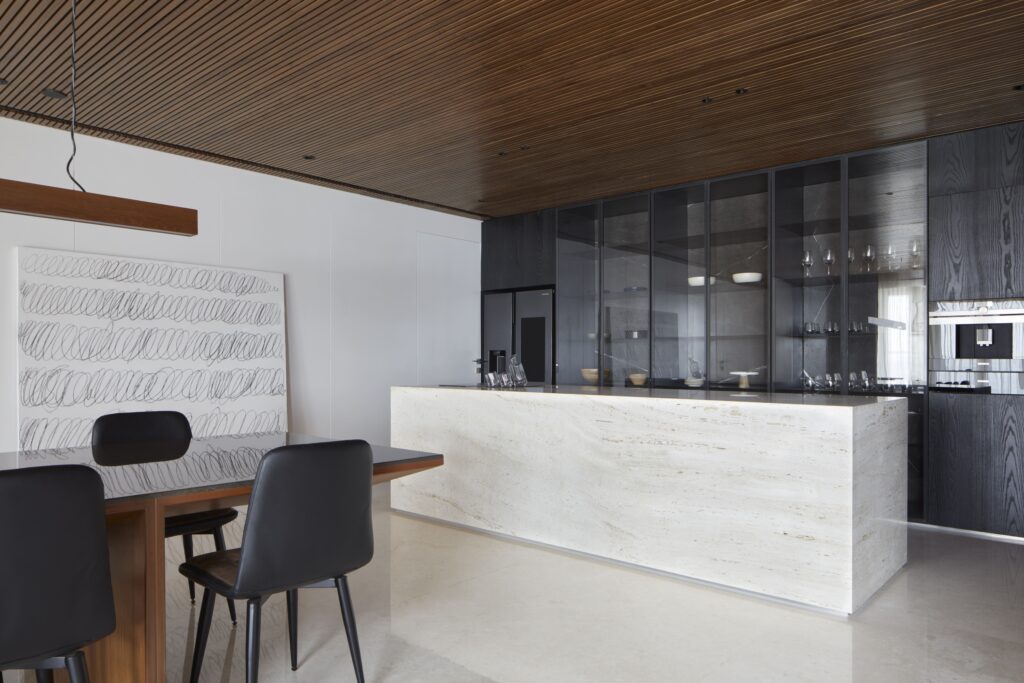 House of Bengal, a modern Bangalore apartment designed by Studio Bomb.