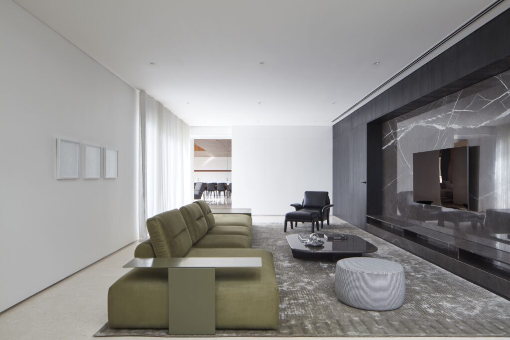 House of Bengal, a modern Bangalore apartment designed by Studio Bomb.