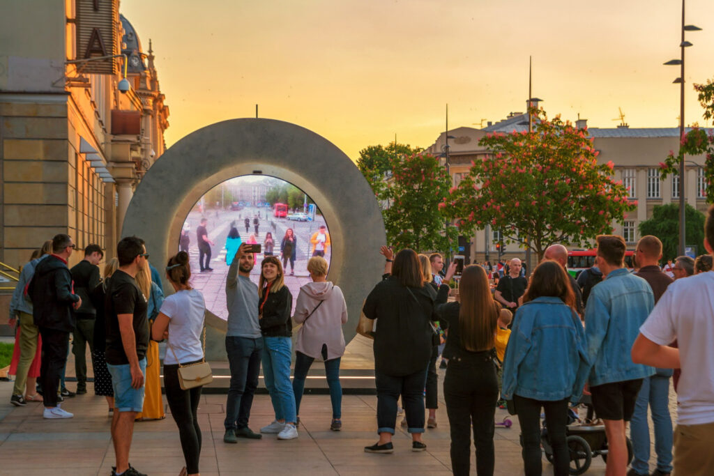 A groundbreaking public technology sculpture known as “The Portal” is set to form a visual bridge between New York City and Dublin, Ireland.