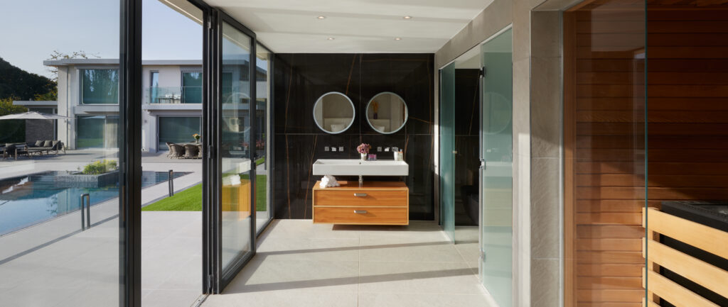 Photo credit: Ray Main