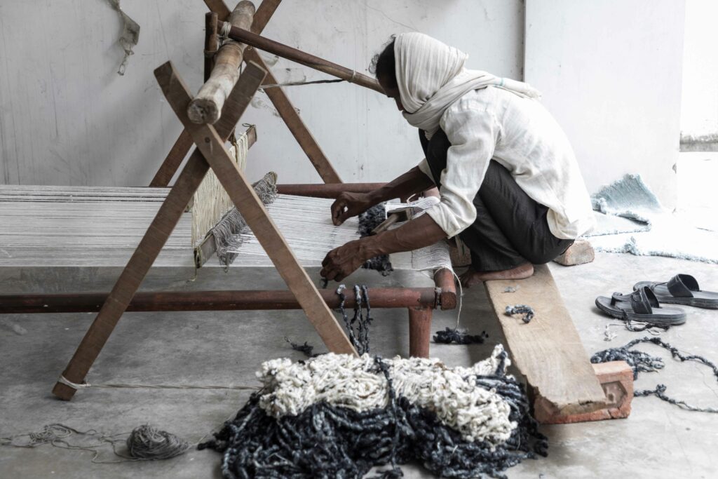Rug weaving - Hand Loom - India
Photo credit: Nivedita Gupta