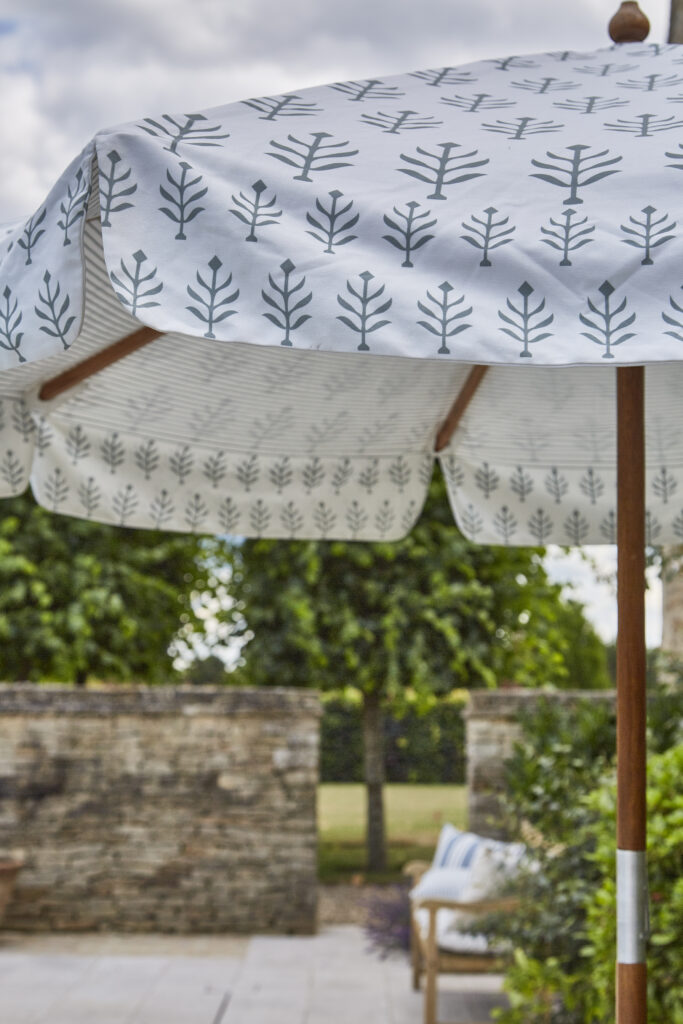 Eco-Friendly, Washable, Durable Parasols Put Others in the Shade
