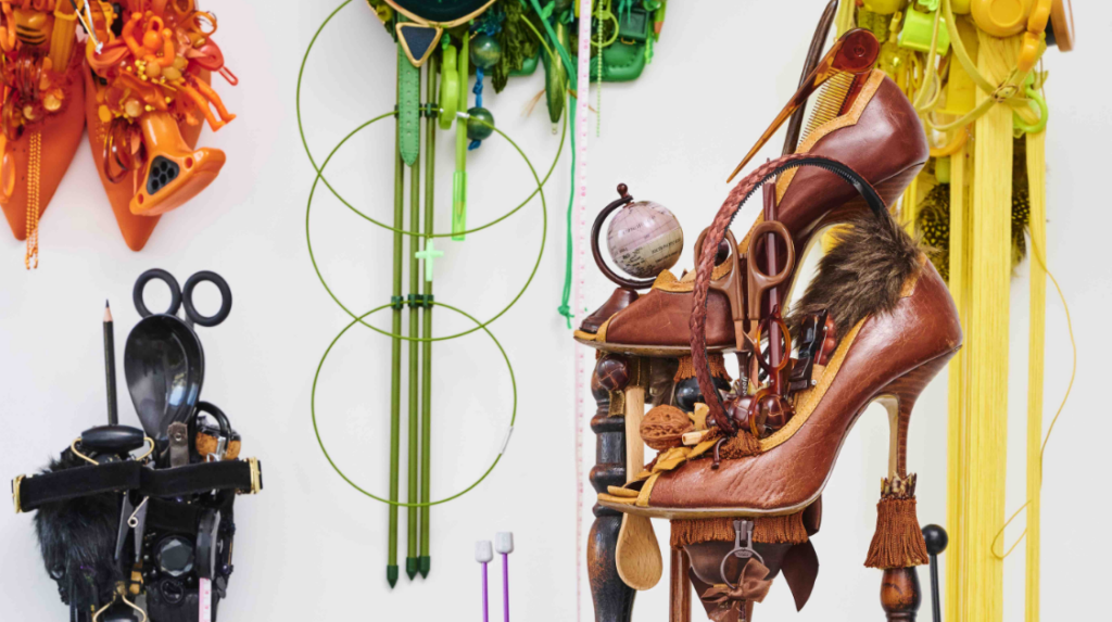 Yukari Araki, Talkative (and eloquent) colors. Photo credit: Ozaki Yoshihiro(Daruma)