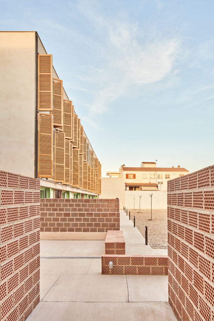 54 SOCIAL HOUSING IN INCA , MALLORCA , BALEARIC ISLANDS