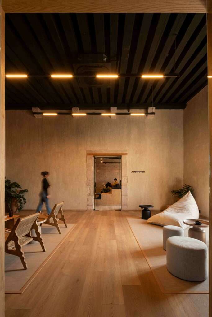 Photo credit: Cesar Belio