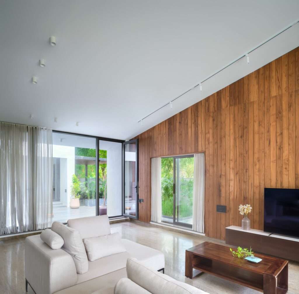 Photo credit: Studio Charuau