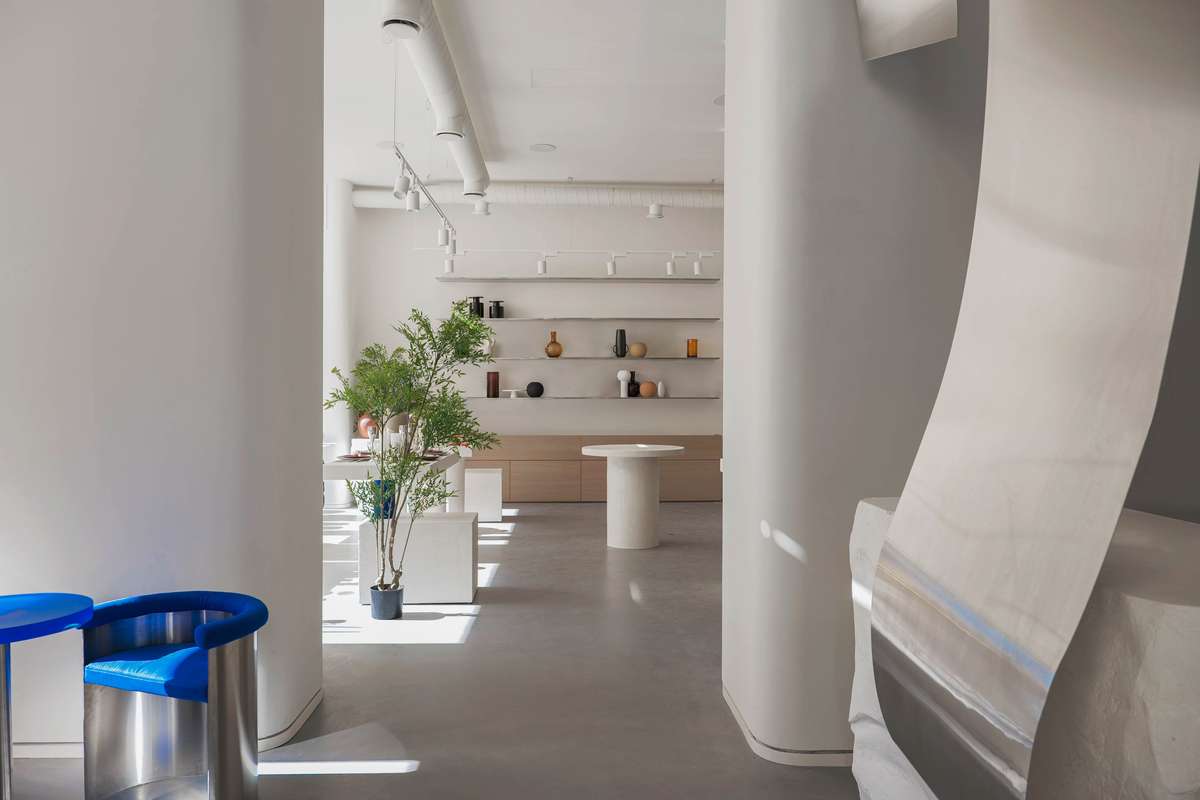 A Fresh Take on Shopping with Clean Lines and Bright Accents in Yerevan’s One-of-a-Kind Concrete Store