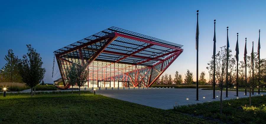 Jahn Completes the Pritzker Military Archives Center, a Space for Innovation and Reflection