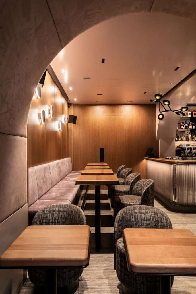 Photo credit: Mato Johannik