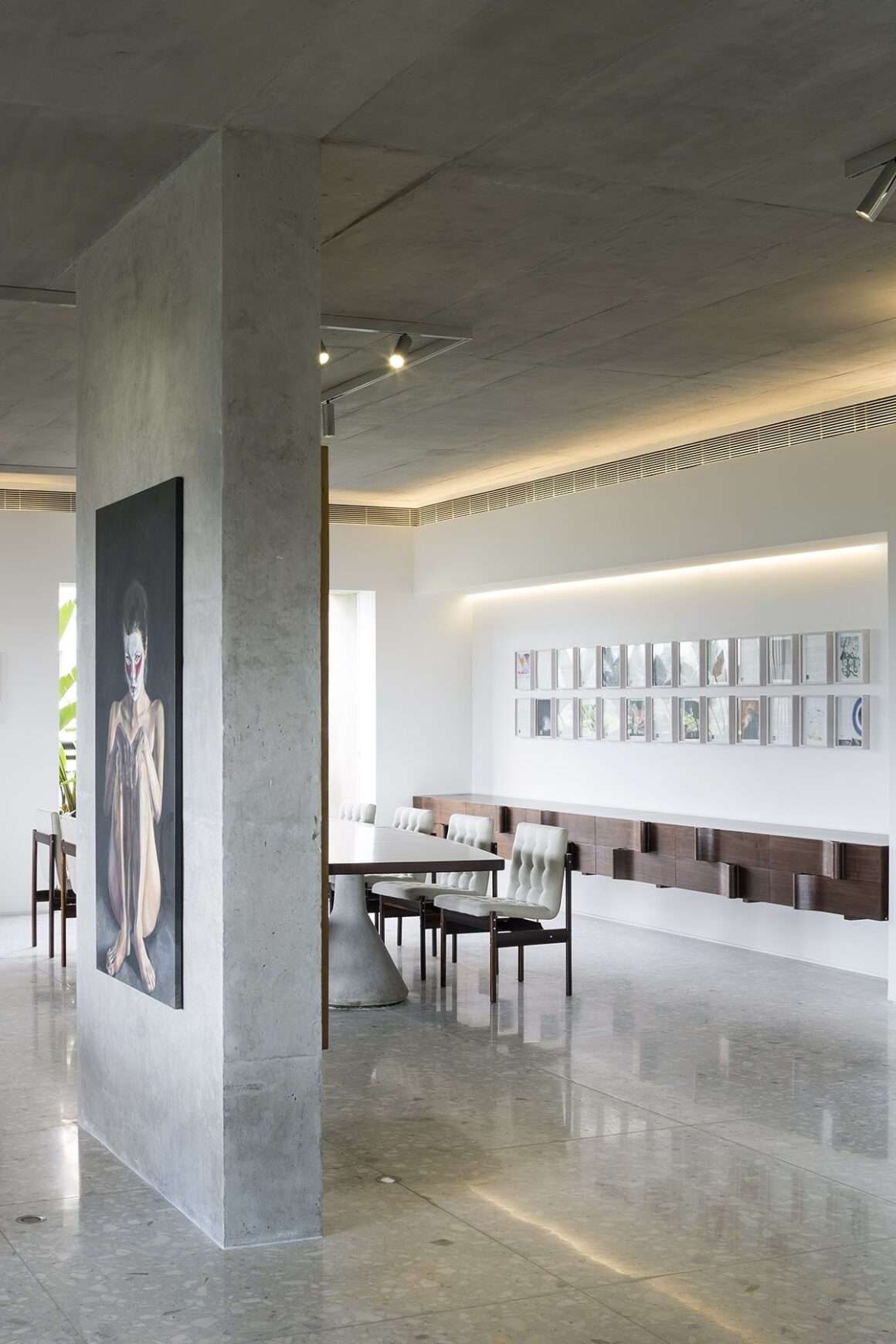 Photo inspiration: Picture Idea: Art Meets Light In This Brazilian Family Apartment D5 Mag