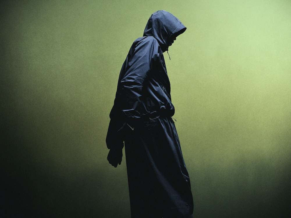 Nike Tech Woven Suit