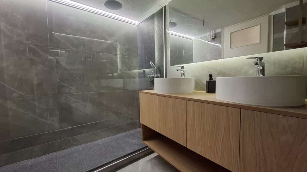 DEDE’s Olvios Residence Molds Timeless Simplicity Into Next-Gen Living