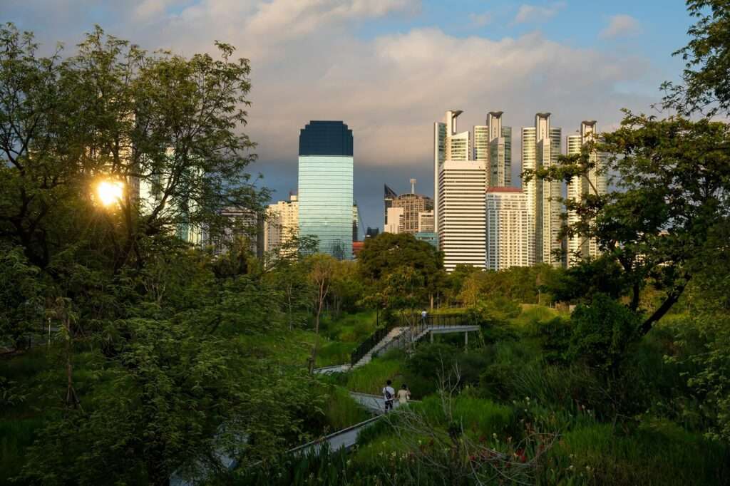 Photo credit: Royal Thai Army - 1st Development Division, Sarakadee Magazine, Mr.Srirath Somsawat