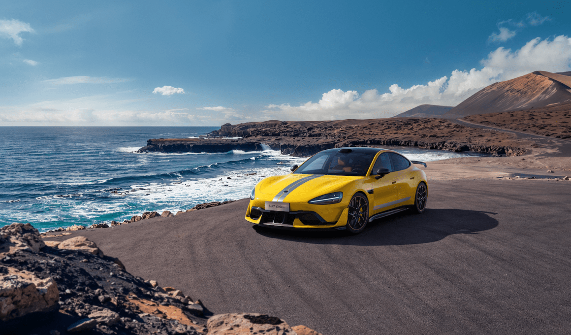 Xiaomi SU7 Ultra Unveiled: The Ultimate Performance Technology Sedan