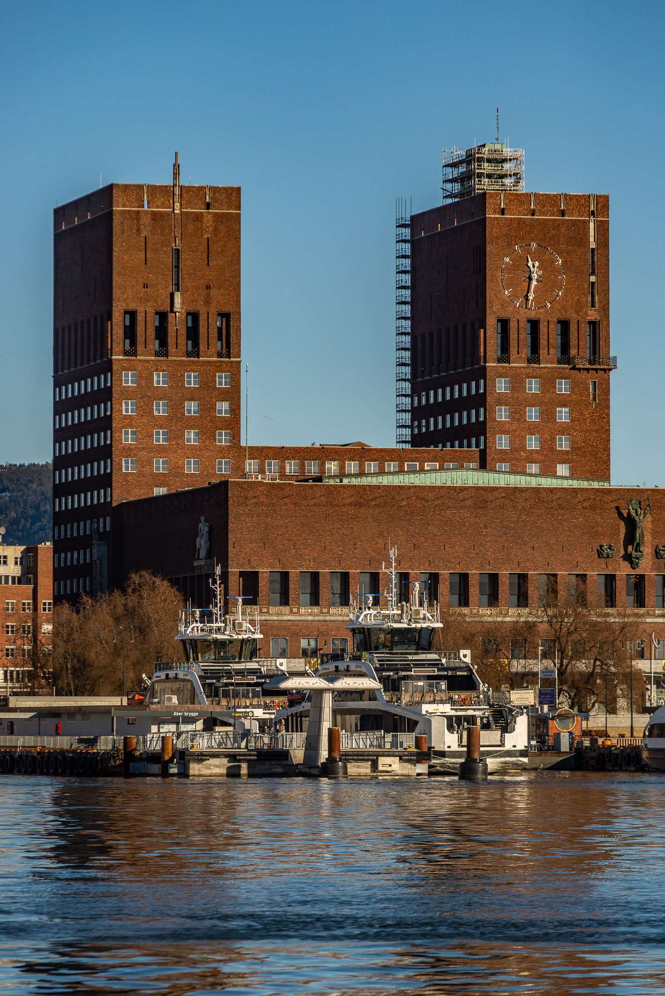 Charging Tower 02 at Rådhusbrygge 4