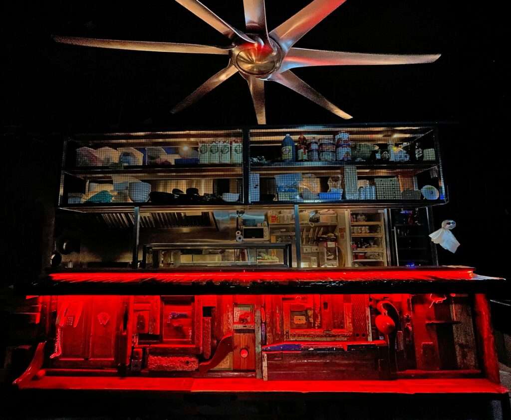 Adam Hunt’s Extreme Art of Sustainability: Bad Mama Keelung